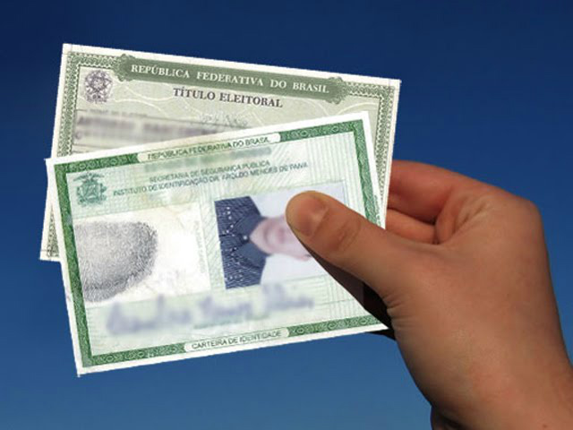 Eleições 2012: documentação, regras e determinações Para votar, é necessário que o eleitor apresente um documento com foto.