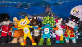 Mascotes dos Jogos Rio 2016 recebem os nomes de Vinícius e Tom Mascotes dos Jogos OlímpicosDivulgação Rio 2016 - Alex Ferro