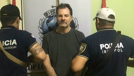 Paraguai diz que doleiro Bruno Farina foi entregue ao Brasil neste sábado (29) Paraguai diz que doleiro Bruno Farina foi entregue ao Brasil / Foto: Isto É