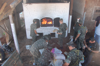 Treze soldados lotados no 17º RC Mec participaram da operação. Foto: Moreira Produções