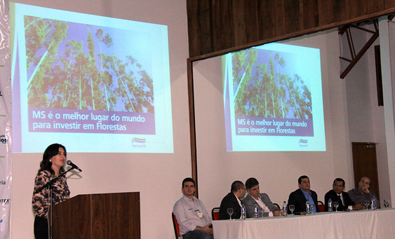 Três Lagoas se torna oficialmente a Capital Mundial da Celulose Três Lagoas se torna oficialmente a Capital Mundial da Celulose