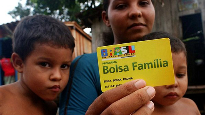Sem o Bolsa Família, mais de 8 milhões de pessoas voltariam à extrema pobreza Sem o Bolsa Família, mais de 8 milhões de pessoas voltariam à extrema pobreza