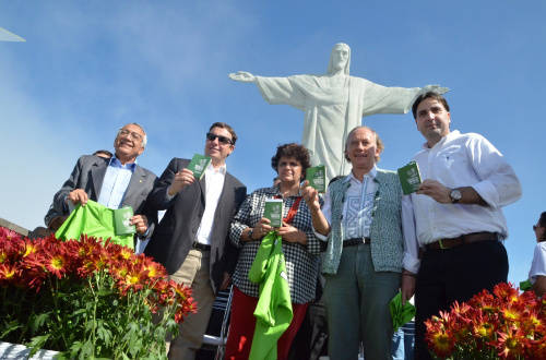 Passaporte Verde vai orientar o turista sobre conservação do meio ambiente Gastão Vieira, ministro do Turismo; Achim Steiner, dir. exec. do PNUMA; Izabella Teixeira, ministra do Meio Ambiente; Carlos Minc, sec. est.meio ambiente e o sec. mun. Turismo, Pedro Guimarães