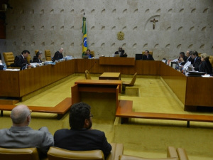 Mensalão: Quatro ministros do STF votam a favor de novo julgamento Plenário do Supremo Tribunal Federal (STF)