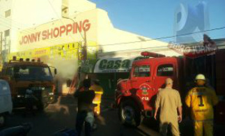 Shopping de Pedro Juan é consumido pelo fogo Incêndio começou na manhã desta terça-feira, 18