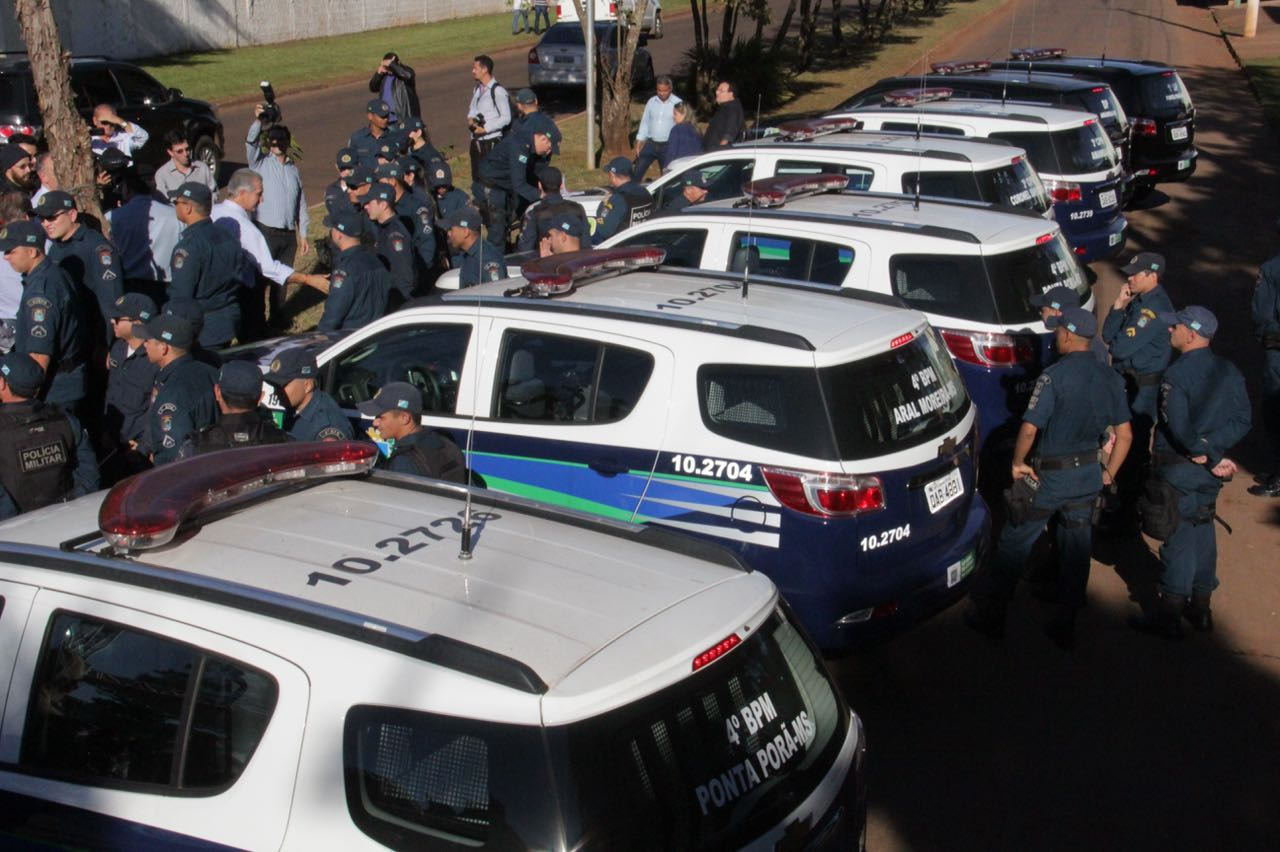 No total foram entregues 12 veículos / Foto: Divulgação