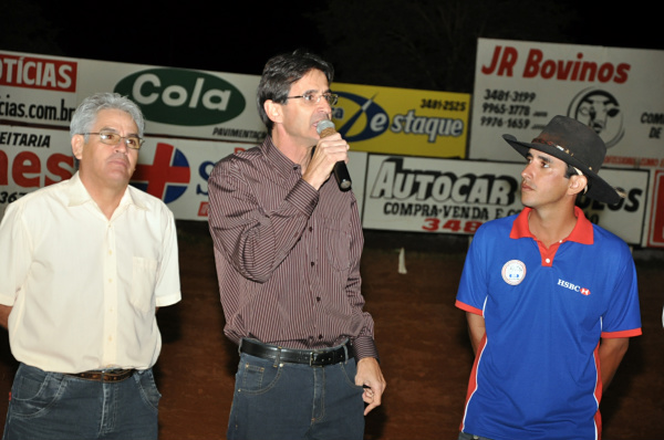 Prefeito de Amambai destaca importância da realização da Festa do Laço Lanzarini destaca importância da realização da Festa do Laço.