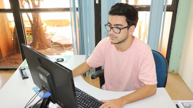 Matheus Barreto, acadêmico de Publicidade e Propaganda, ingressou no PVU em 2017 e hoje já tem a possibilidade de vivenciar, na prática, o que aprende na faculdade.