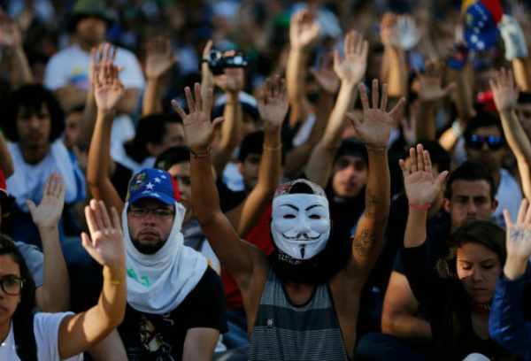Na visão da  Anistia Internacional, o Estado Venezuelano não respeitou o direito aos protestos pacíficos