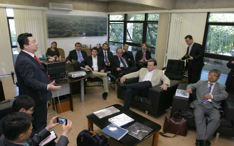 Empresários sul coreanos querem investir em MS Empresários sul coreanos querem investir em MS