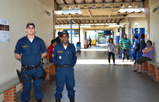 Em Campo Grande, três são presos por boca de urna e um por desacato, diz a PM Em Campo Grande, três são presos por boca de urna e um por desacato, diz a PM