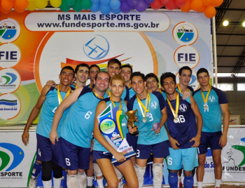 AVQ vence Galax e conquista o título do Meeting de Vôlei gay na capital AVQ vence Galax e conquista o título do Meeting de Vôlei gay na capital