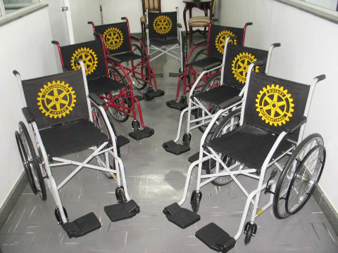 Atualmente, o clube tem em seu banco 12 cadeiras de passeio, uma de banho e cinco andadores.
