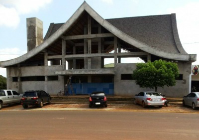 Festa da Padroeira acontece neste fim de semana em Amambai A missa do sábado já acontece nas novas instalações da Igreja que está sendo reconstruída. / Foto: Divulgação