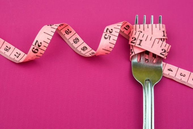 Fim de ano: dicas interessantes para não fugir da dieta (ZANARIAH SALAM / SHUTTERSTOCK/Reprodução)