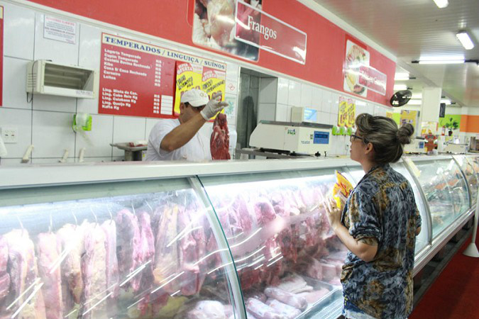 Apesar da crise econômica, preço da carne bovina deve subir