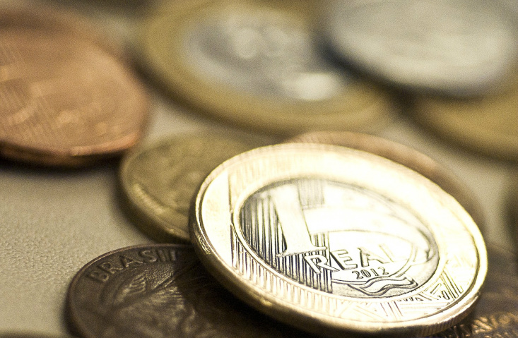 Instituições financeiras projetam inflação em 9,99%, este ano Instituições financeiras projetam inflação em 9,99%, este ano