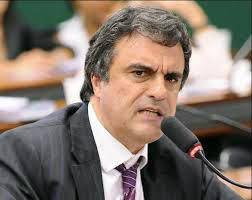 Cardozo: não há indicadores objetivos que liguem Graça Foster a irregularidades