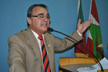 Prego pede remédios para o Hospital Regional Vereador Prego quer garantir medicamentos para usúarios do SUSFoto: Moreira Produções