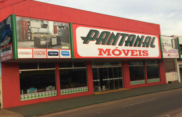 Pantanal Móveis comemora 13 anos com festa nesse sábado (16) A Pantanal Móveis está localizada na avenida Pedro Manvailer, 2330 / Foto: Divulgação