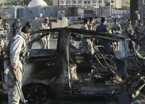 Explosão no Consulado dos EUA no Afeganistão mata cinco