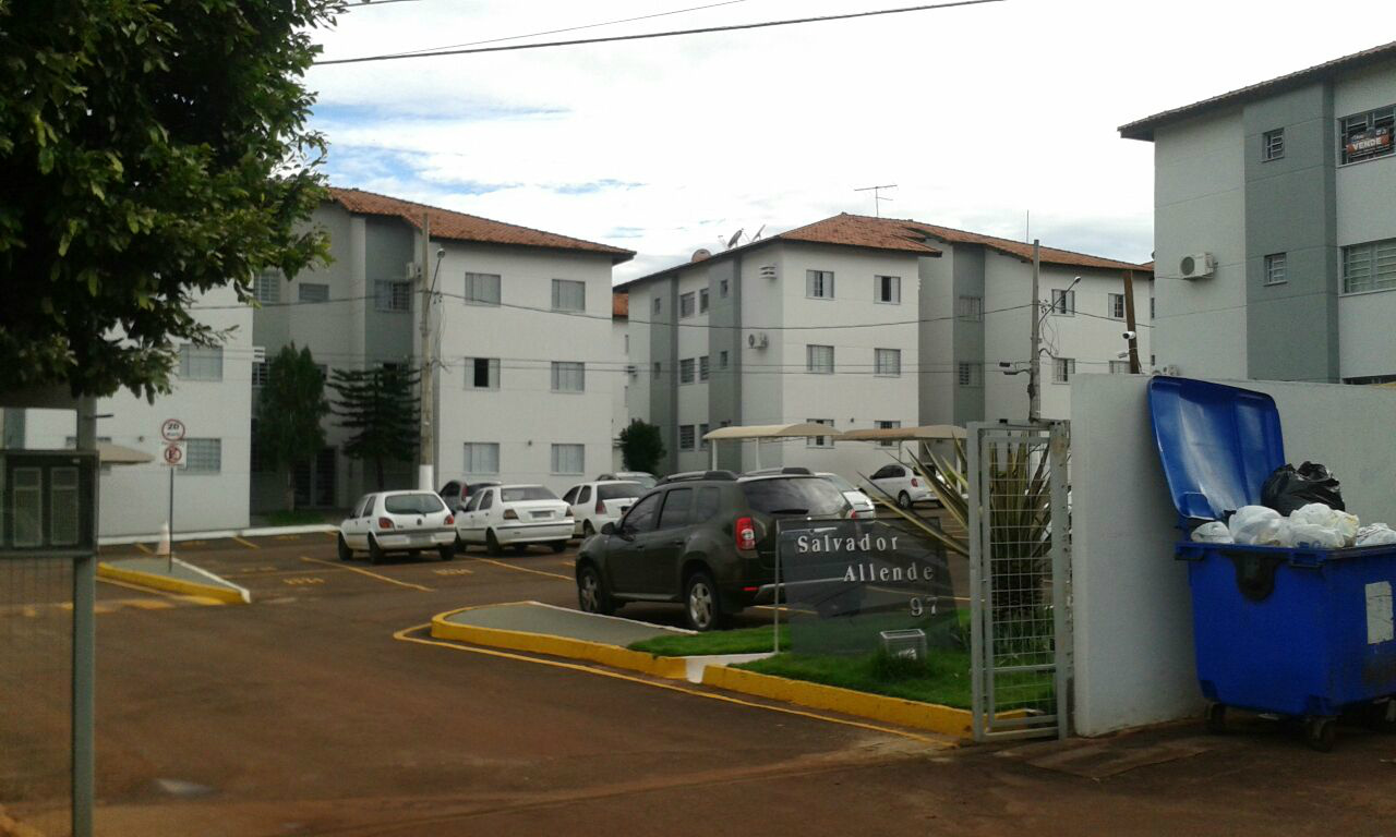 Condomínio no bairro Monte Castelo onde foi preso o PRF (Foto: Álvaro Rezende/Correio do Estado)