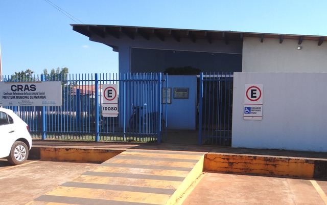 De acordo com o parlamentar, a rampa existente no local não atende as normas da acessibilidade / Foto: Moreira Produções