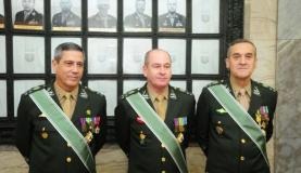 O general Braga Netto, à esquerda na foto, será o interventor no Rio de JaneiroReprodução/ Comando Militar do Leste 