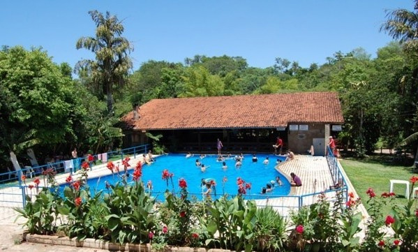 Recanto dos Caytés, está situado a 2 km de Amambai, na rodovia para Tacuru.