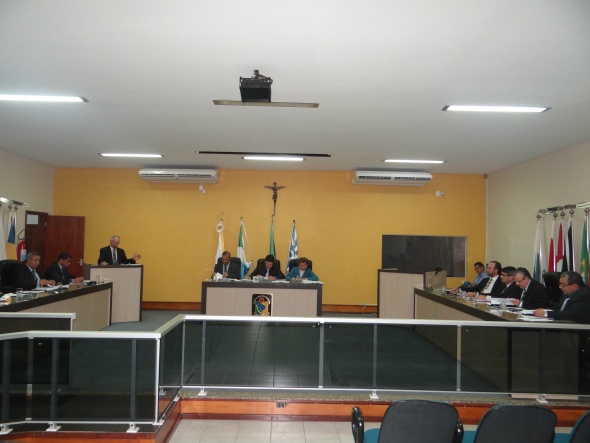Resumo da sessão da Câmara de Amambai do dia 09 de novembro de 2015 Plenário Lourino Jesus de Albuquerque da câmara de vereadores de Amambai / Foto: Moreira Produções