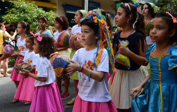 Confira 9 dicas para curtir o carnaval em segurança com as crianças Foto: Divulgação