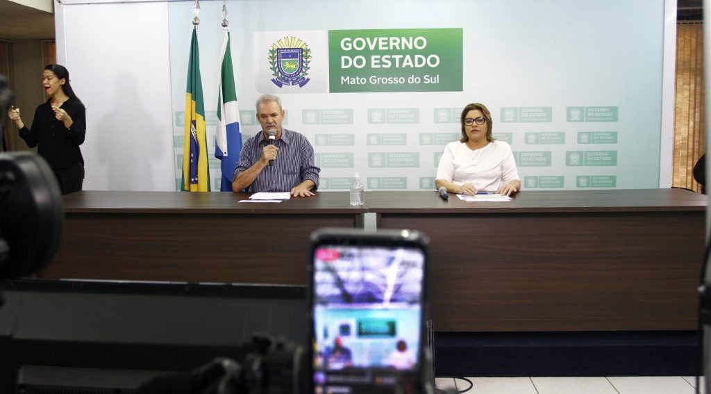 Live coronavírus: secretário desmente fake news sobre mortes Foto: Saul Schramm