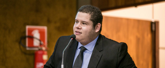 Após declaração sobre chacina, secretário do governo Temer pede demissão Secretário nacional de Juventude, Bruno Júlio (Foto: Divulgação)