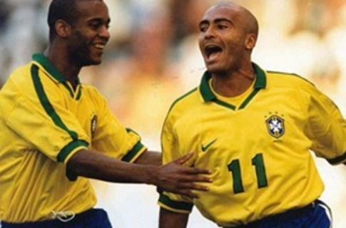 O Brasil brilhou sob o sol da Arábia Saudita na edição de 1997 da Copa das Confederações da FIFA (Foto: Fifa)