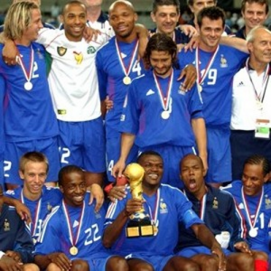 Copa das Confederações da Fifa: conheça a história do torneio A França reencontrou o caminho da glória internacional com a conquista da Copa das Confederações da FIFA, disputada no país entre os dias 18 e 29 de junho de 2003. (Foto: Fifa)
