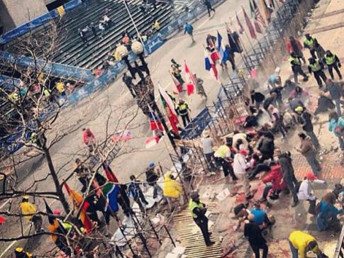Boston: pelo menos três pessoas morreram e 100 ficaram feridas durante maratona