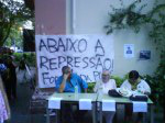 Ato em frente à Reitoria contra a repressão