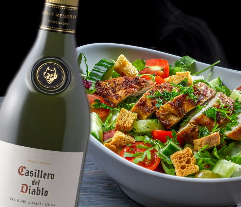 Sabia que é possível harmonizar até a salada com vinhos? Foto: Divulgação