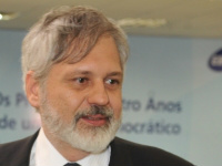 Dilma nomeia Nelson Breve para presidir a EBC Dilma nomeia Nelson Breve para presidir a EBC