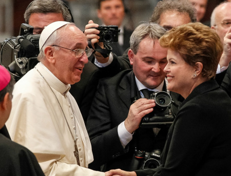 Presidenta Dilma parabeniza Papa Francisco