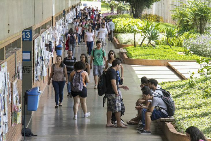 Renda familiar é critério de desempate no acesso a universidades públicas Renda familiar é critério de desempate no acesso a universidades públicas