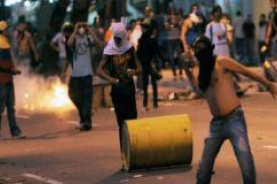 Protestos na Venezuela já fizeram oito mortos e 137 feridosReprodução de TV/Telesur