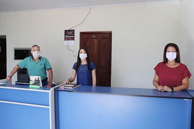 E/D- O Superintendente do PROCON, Jabes Moreira Brum; a Técnica em Atendimento, Thais Nunes e a administradora, Cida Farias / Foto: Decom