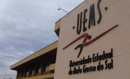 UEMS abre concurso docente para cursos de Computação e Pedagogia UEMS abre concurso docente para cursos de Computação e Pedagogia