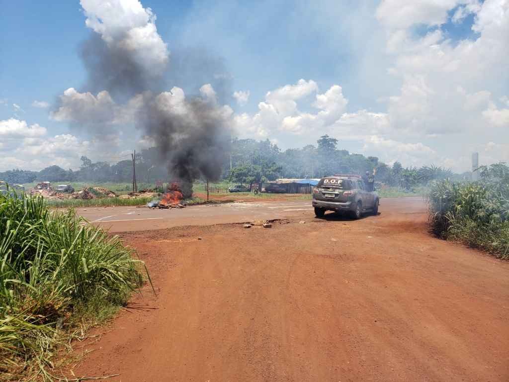 Conflito entre índios e fazendeiros termina com quatro feridos a tiros Um dos feridos está em estado grave, após ser atingido por um tiro no rosto (Marcos Morandi, Midiamax)