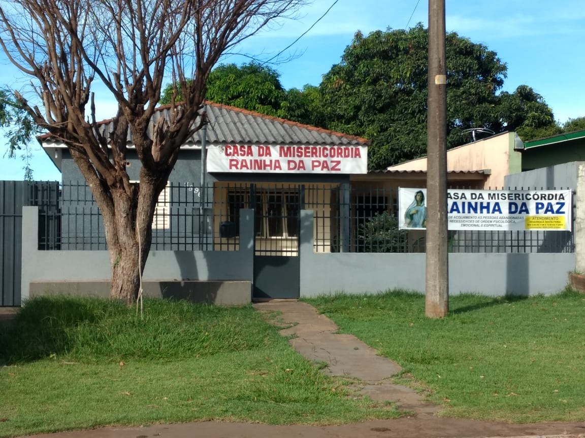 Casa da Misericórdia realiza promoção de bolachas, em Amambai A Casa da Misericórdia Rainha da Paz fica localizada na rua Dom Pedro II / Foto: Moreira Produções