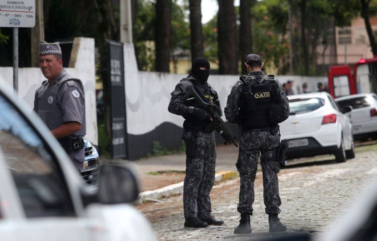 Justiça ouve rapaz suspeito de participar de massacre em Suzano Tragédia mudou a rotina da escola Raul Brasil após tiroteio. Dez pessoas morreram (REUTERS/Amanda Perobelli / Direitos reservados)