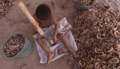 Milhares de peruanos protestam contra lei sobre trabalho juvenil