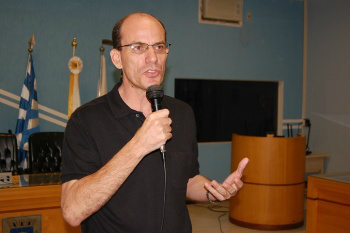 Em MS, doze ex-prefeitos retornam ao poder em 2013 Em MS, doze ex-prefeitos retornam ao poder em 2013