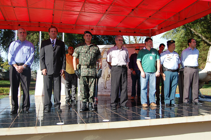 Dia do Exército é comemorado em Amambai